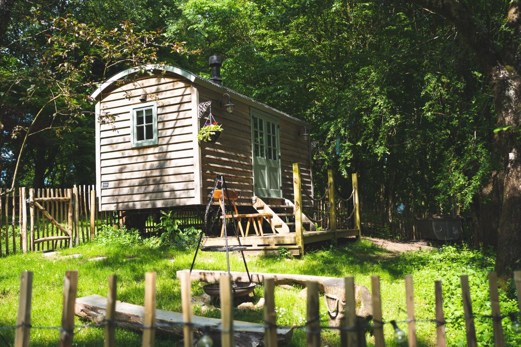 Hotel Somerset Shepherds Huts Winsham Esterno foto